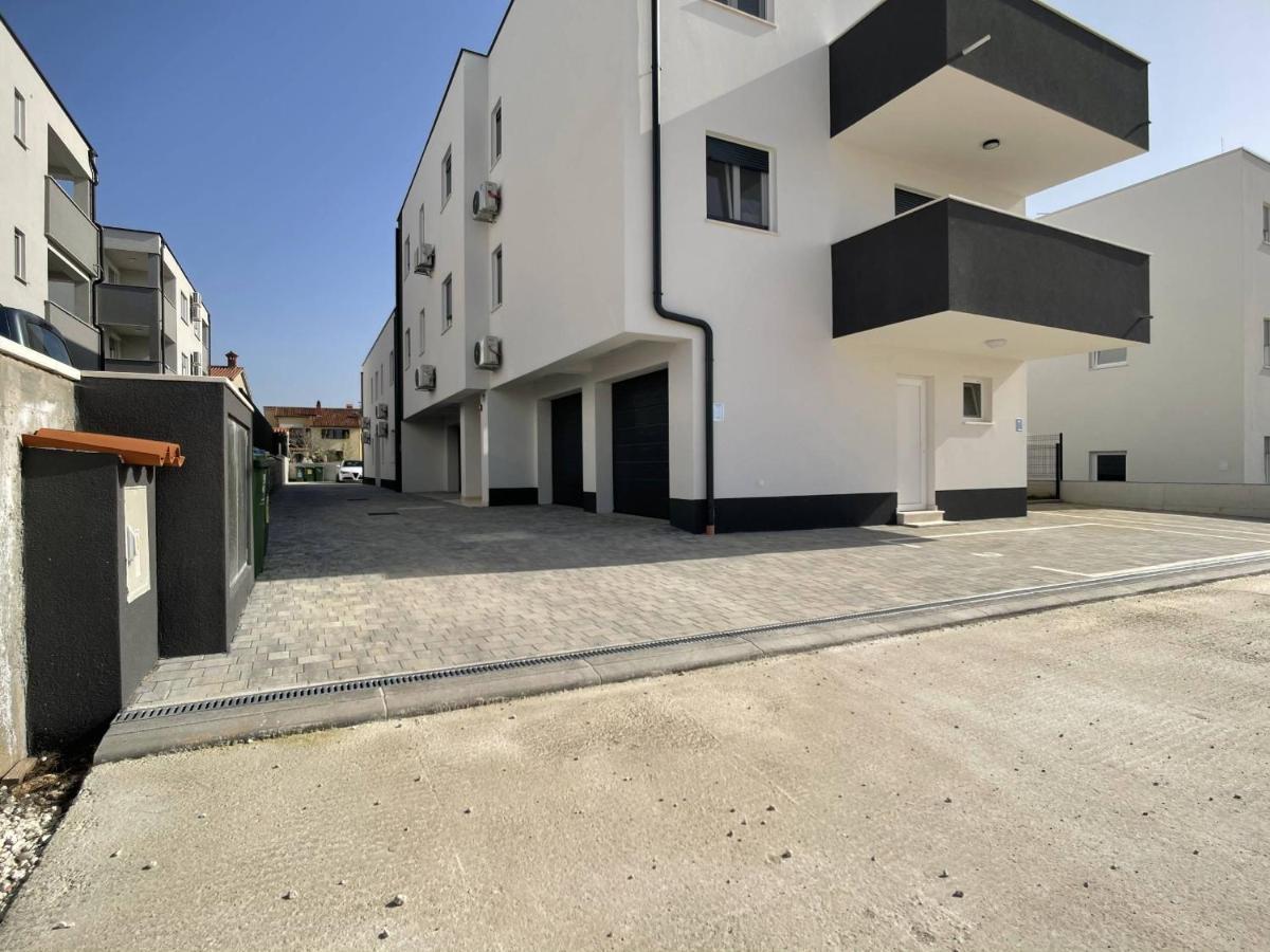 Apartment Kate พูลา ภายนอก รูปภาพ