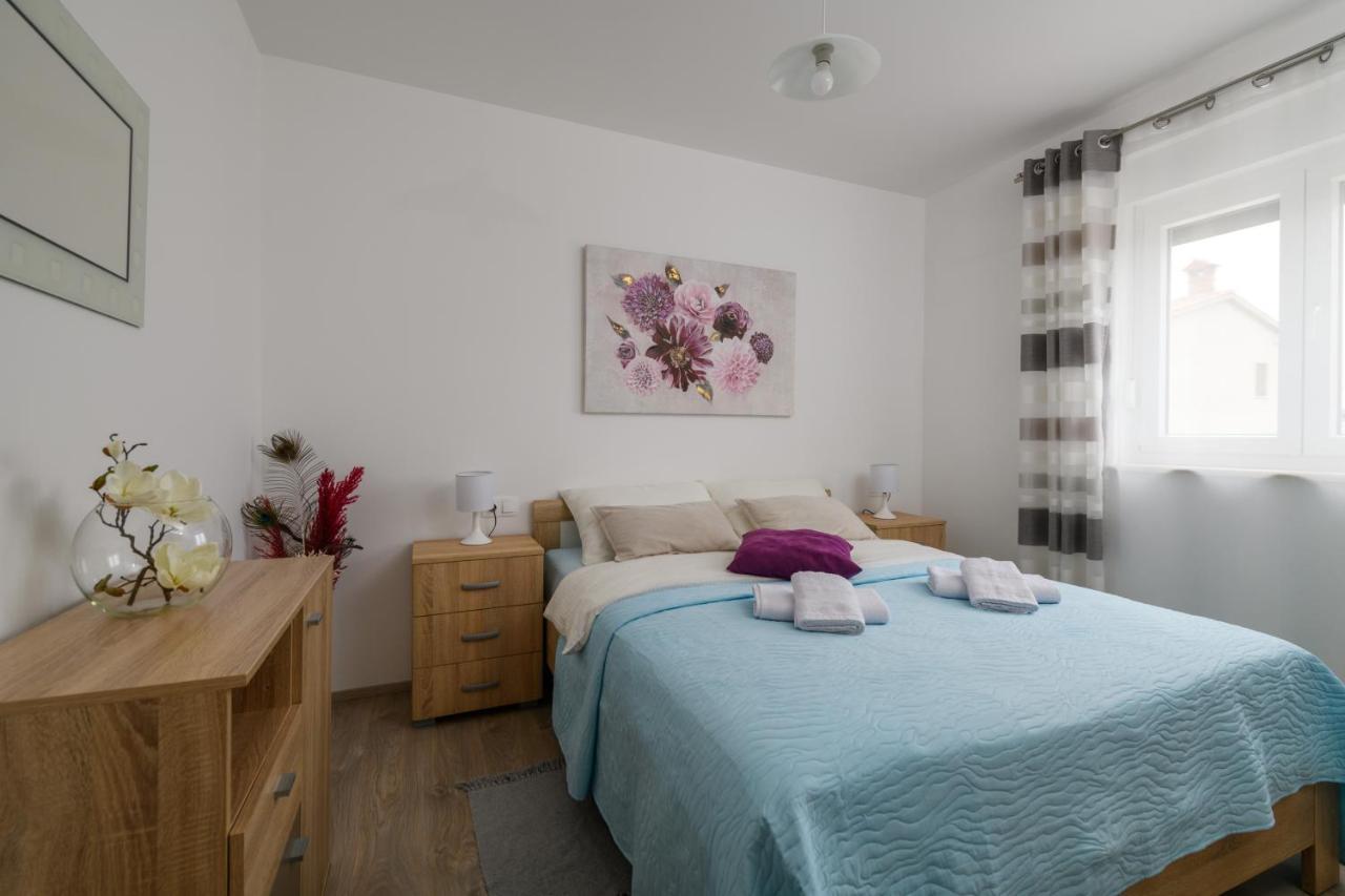 Apartment Kate พูลา ภายนอก รูปภาพ