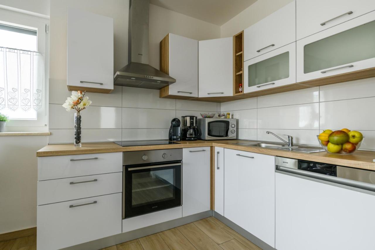 Apartment Kate พูลา ภายนอก รูปภาพ